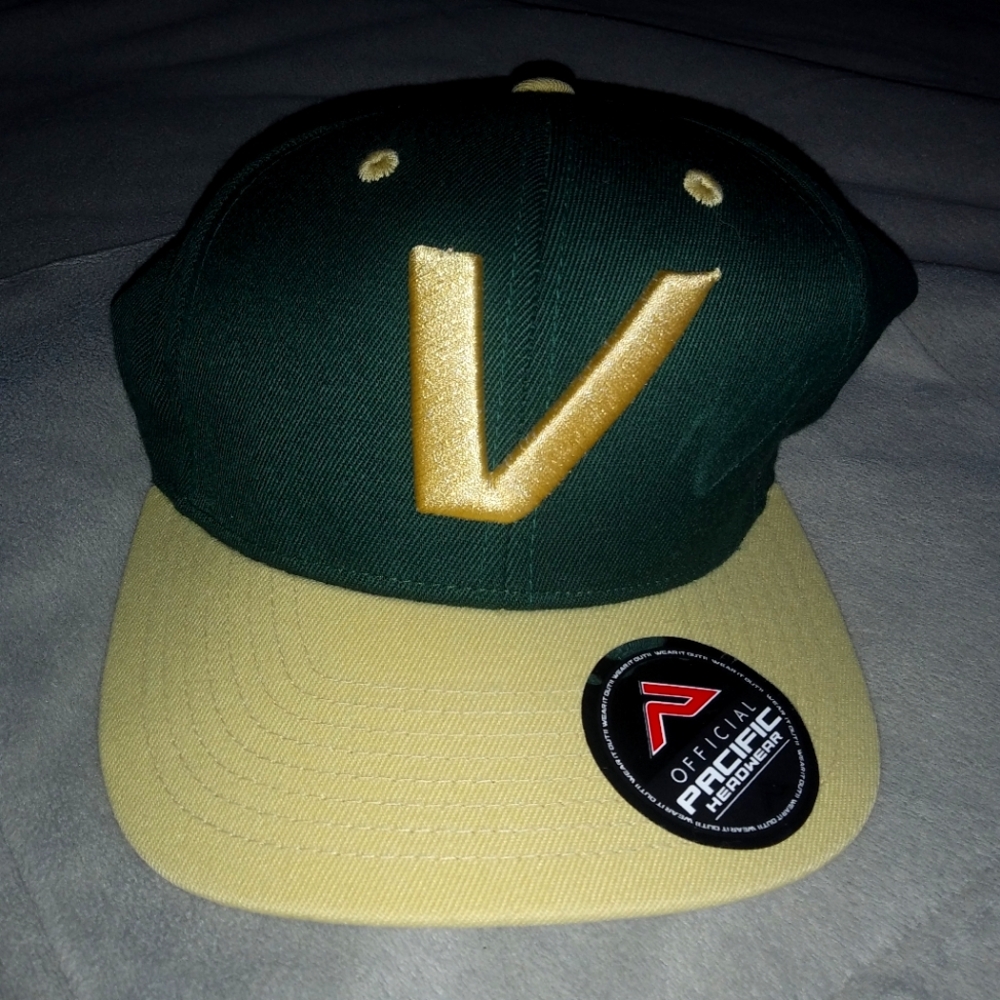 Pacific Green & Gold Racing Driving Cruising Cap Pro Model Headware Gorro Verde